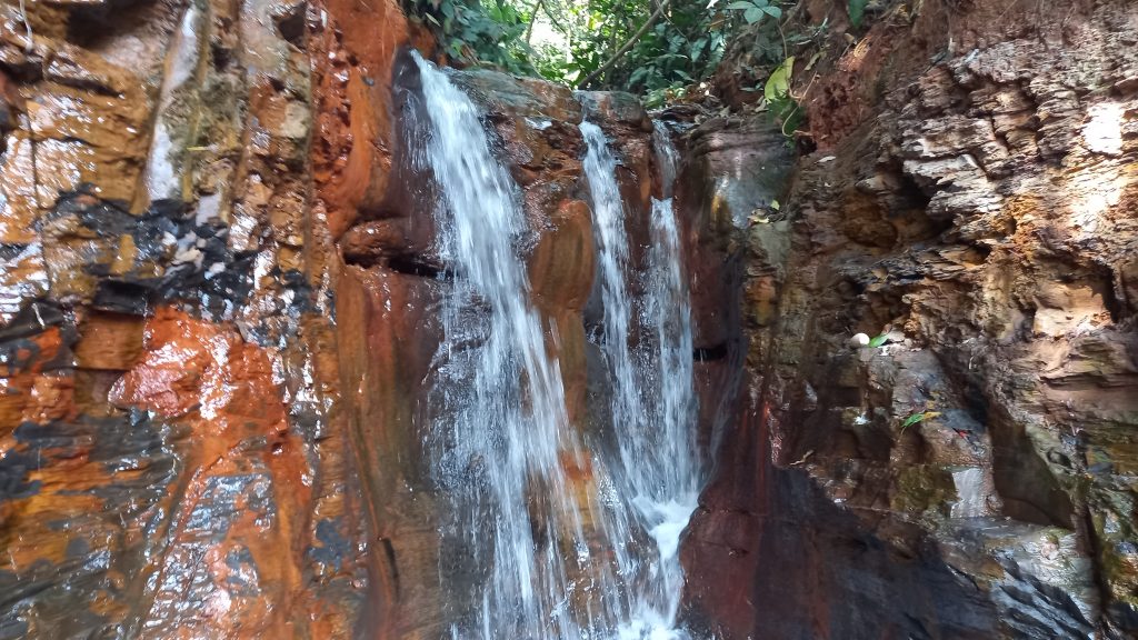 Mbiriba waterfall